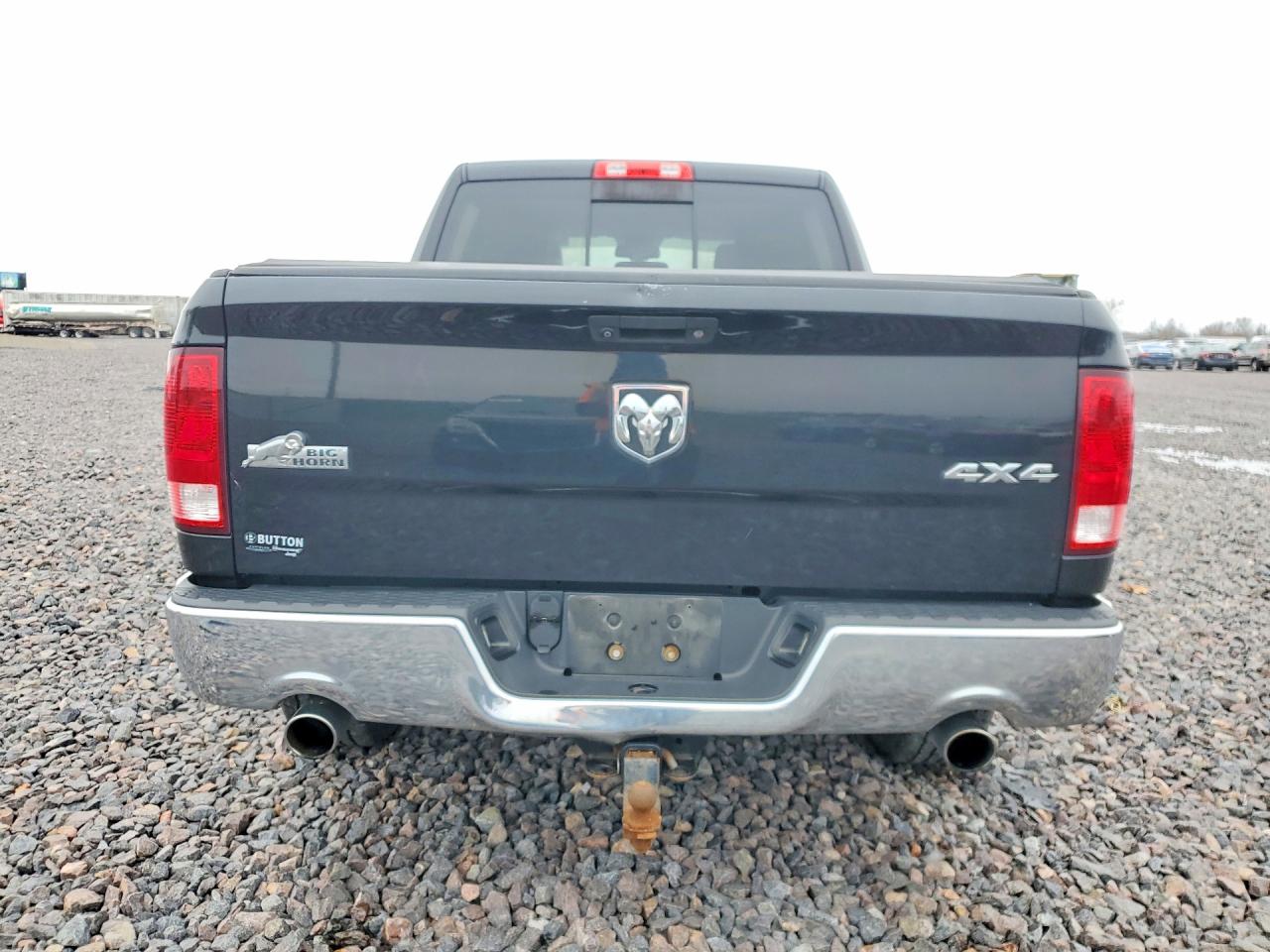 2015 RAM 1500 SLT photo 11