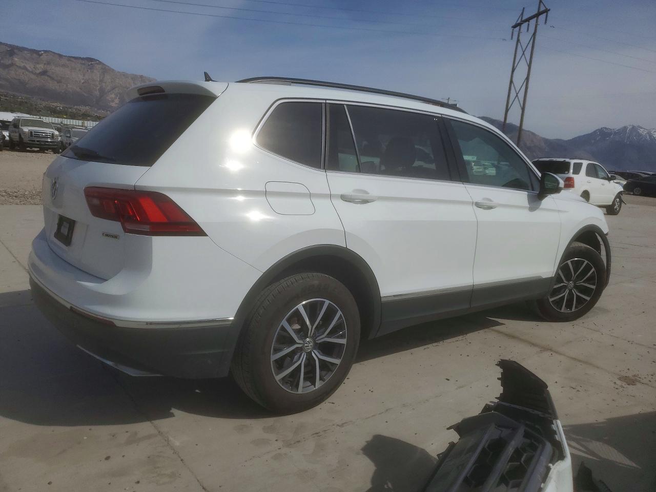 2020 VOLKSWAGEN TIGUAN SE photo 7