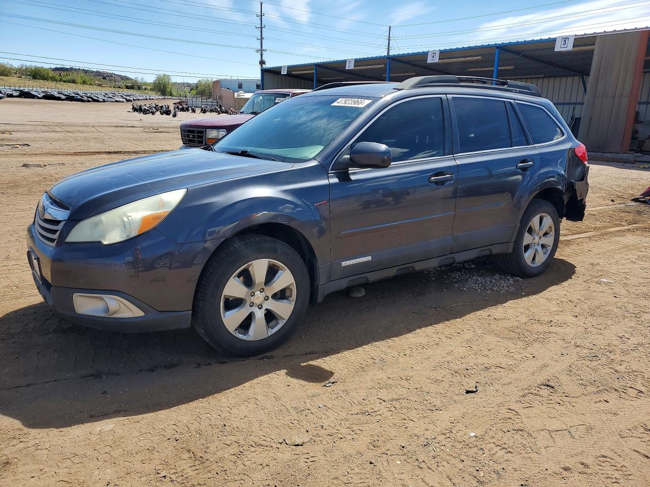 2011 SUBARU OUTBACK