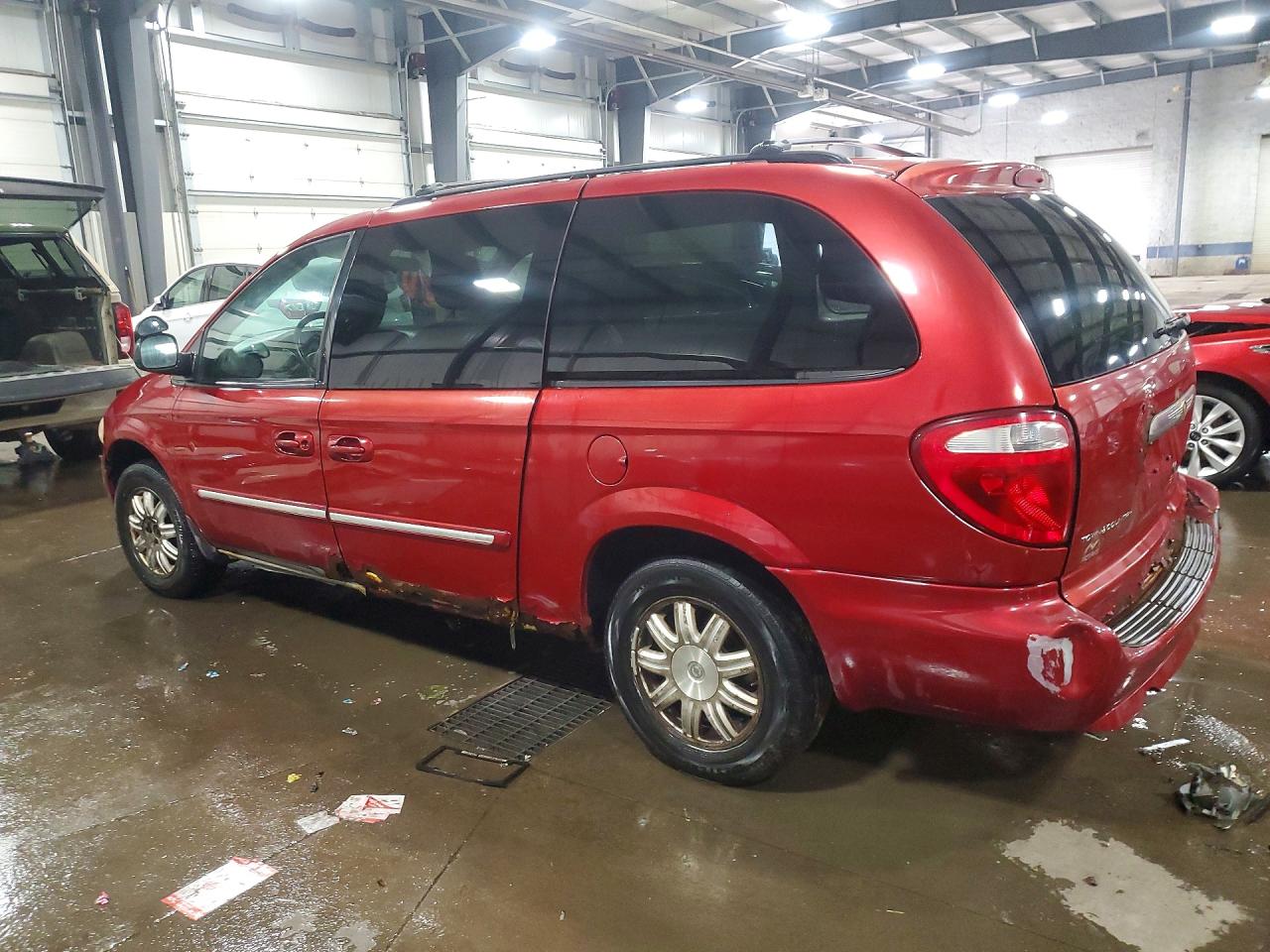 2007 CHRYSLER TOWN & COUNTRY TOURING photo 3