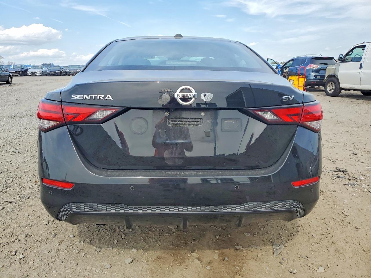 2023 NISSAN SENTRA SV photo 6