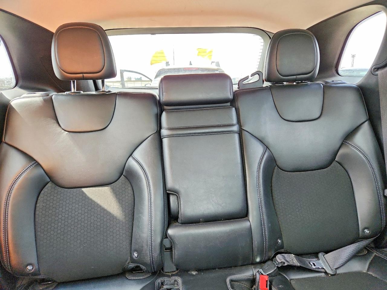 2019 JEEP CHEROKEE LATITUDE PLUS photo 19