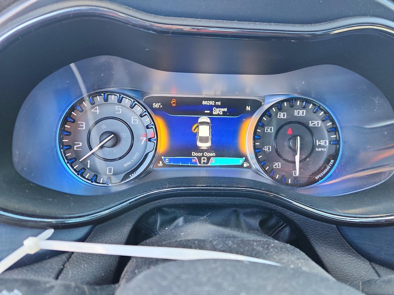 2015 CHRYSLER 200 S photo 17