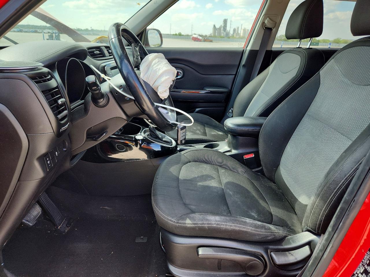 2017 KIA SOUL + photo 19