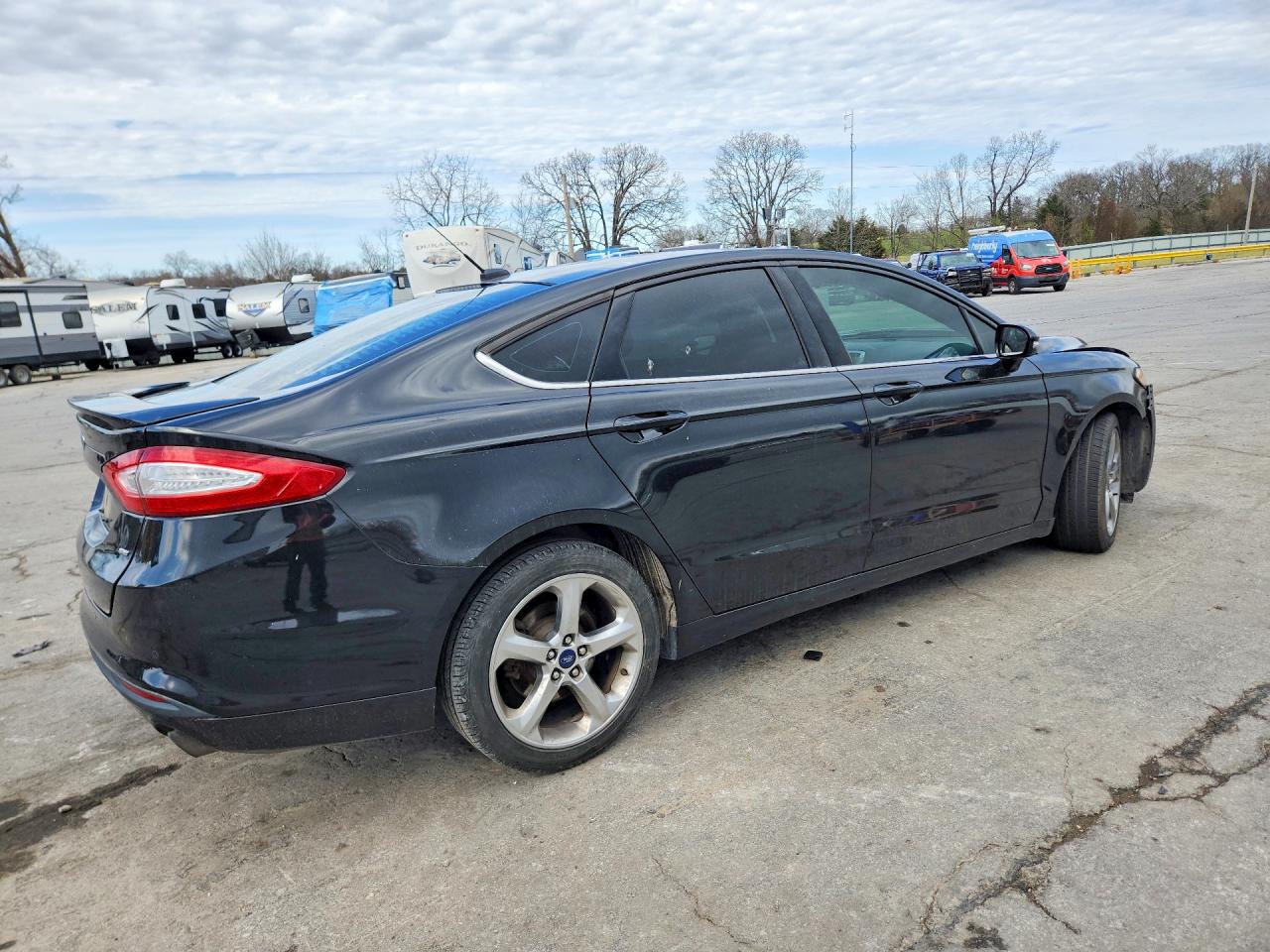 2013 FORD FUSION SE photo 5