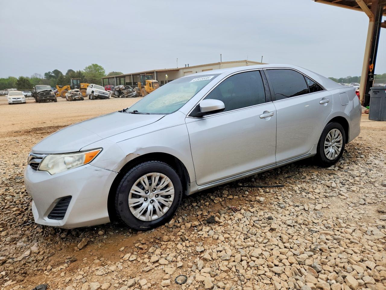 2014 TOYOTA CAMRY