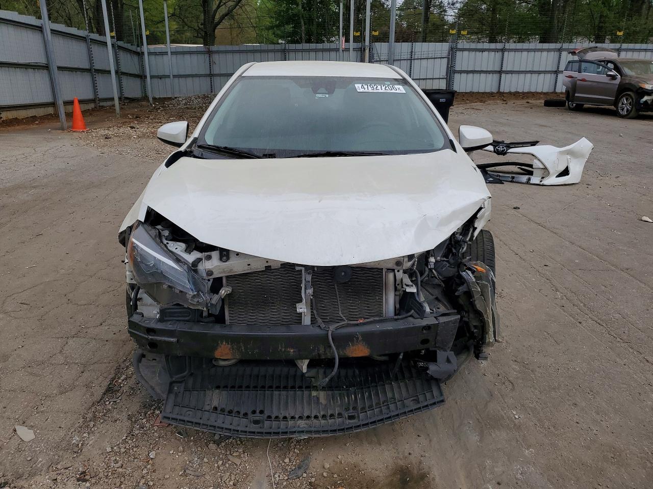 2019 TOYOTA COROLLA LE photo 9