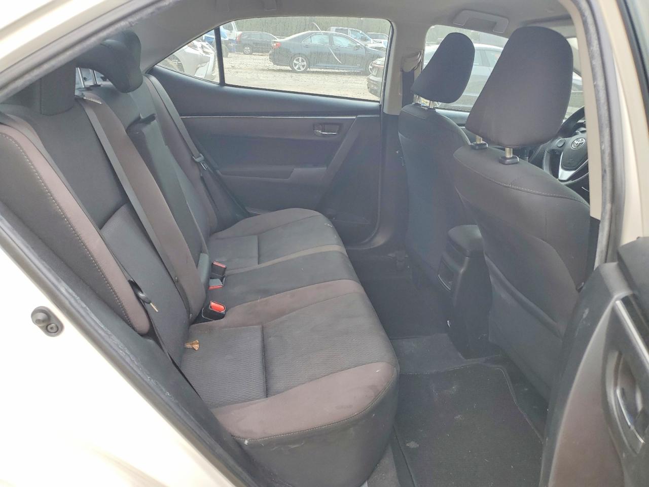 2019 TOYOTA COROLLA LE photo 19