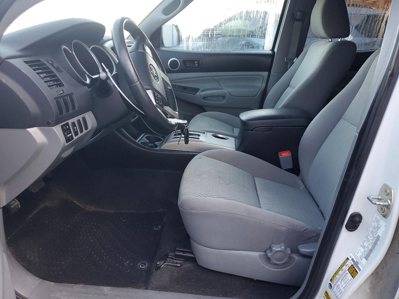 2013 TOYOTA TACOMA BASE photo 13