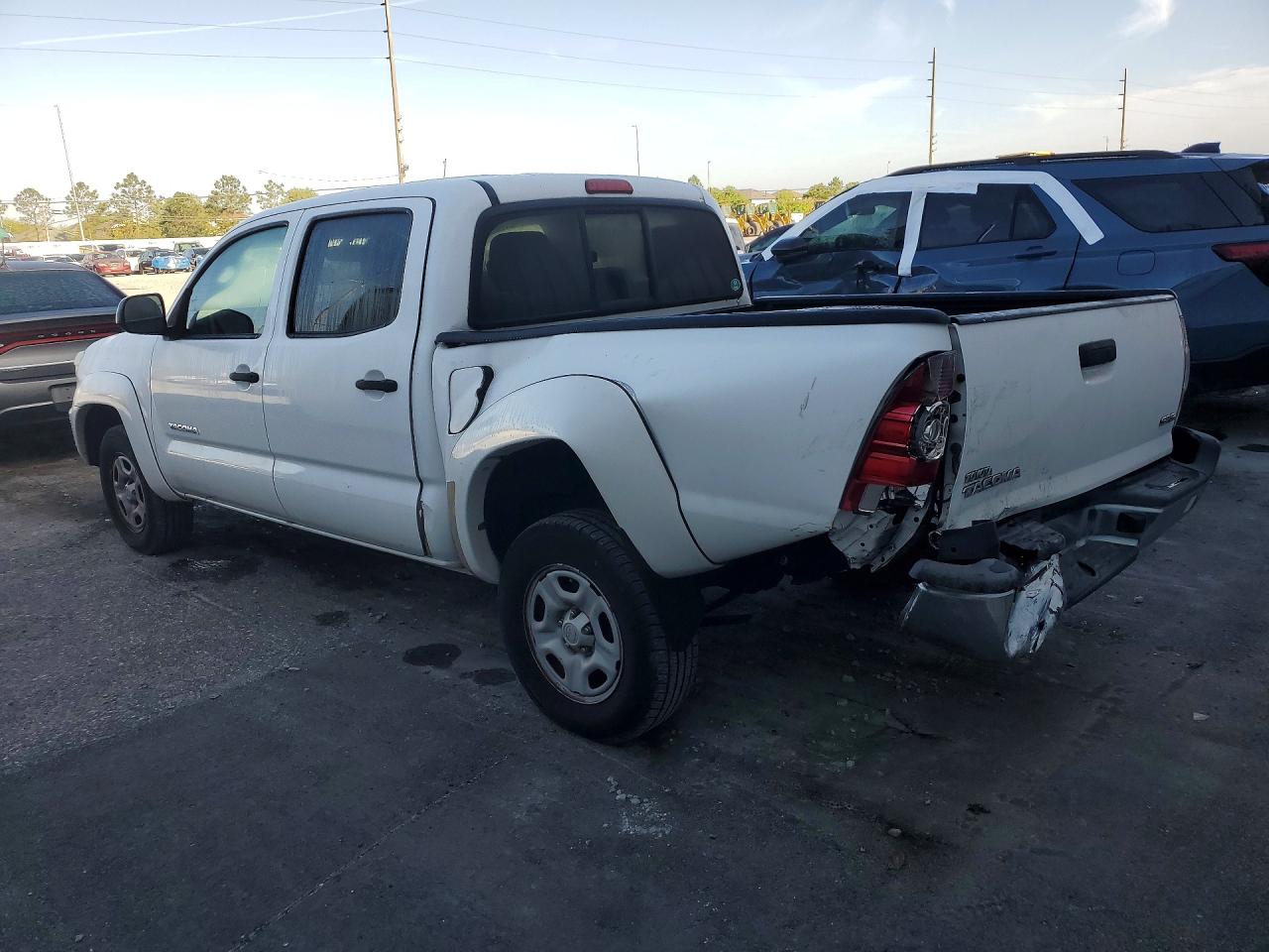 2013 TOYOTA TACOMA BASE photo 3