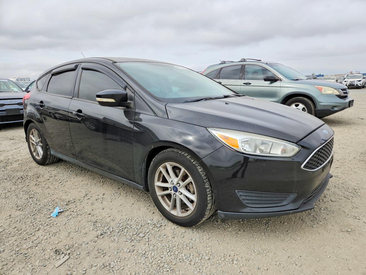 2015 FORD FOCUS SE photo 7