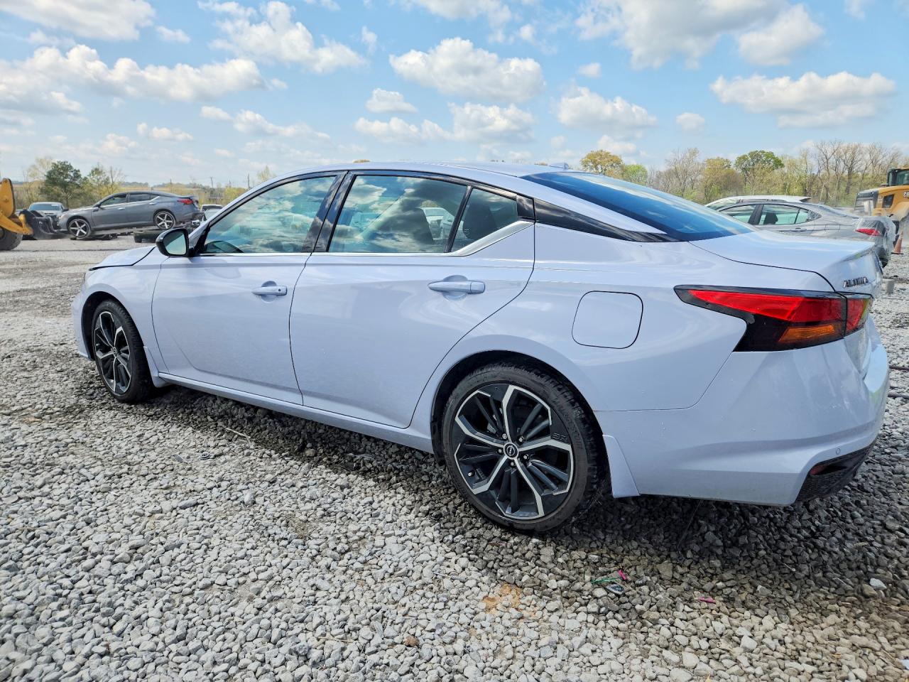 2025 NISSAN ALTIMA 2.5 SR photo 3