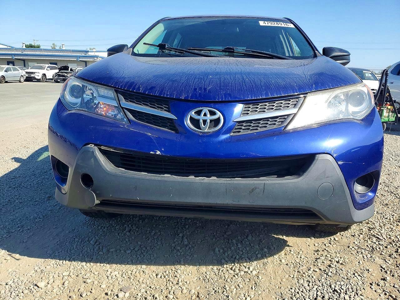 2015 TOYOTA RAV4 LE photo 9
