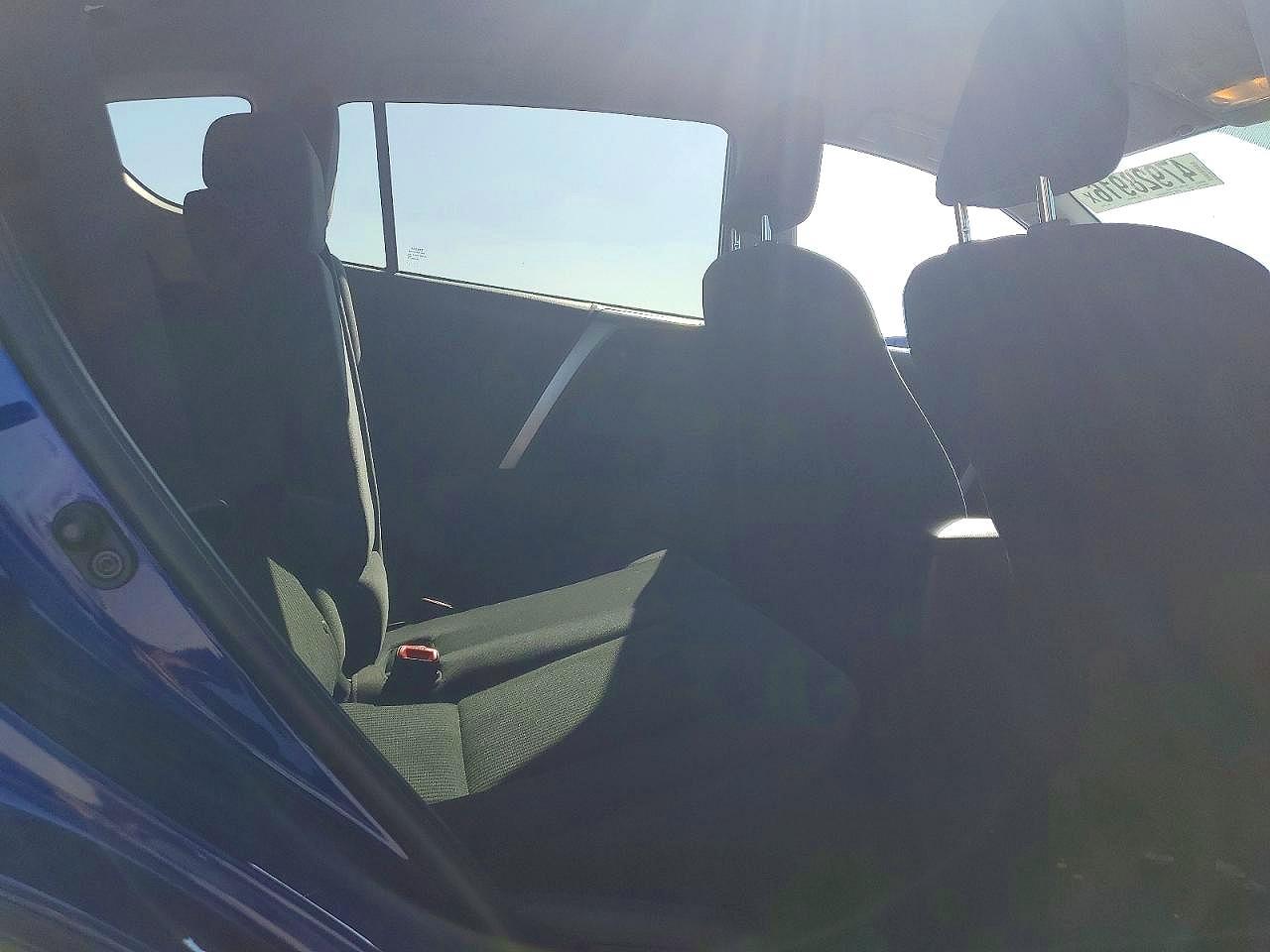 2015 TOYOTA RAV4 LE photo 21