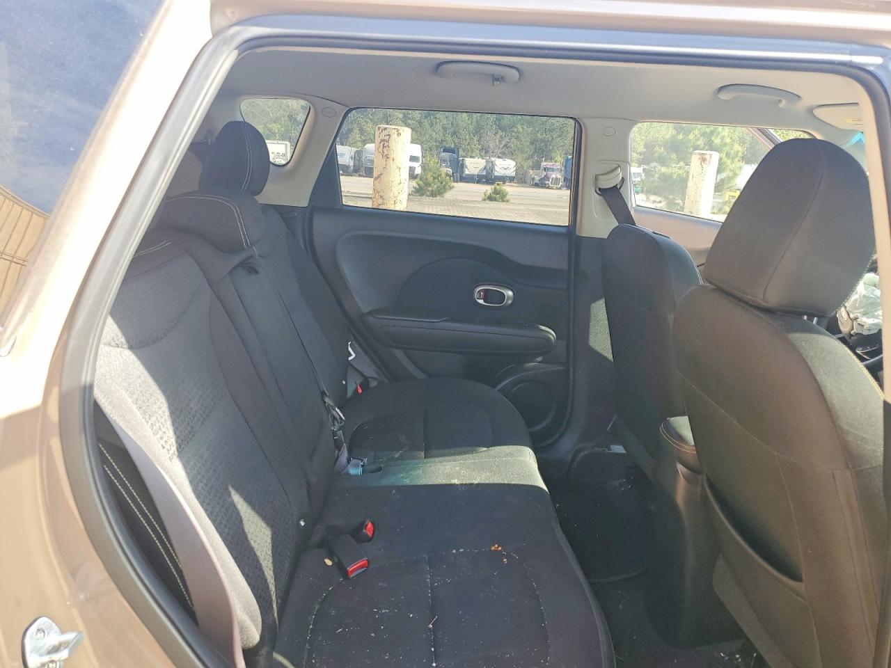 2014 KIA SOUL + photo 10