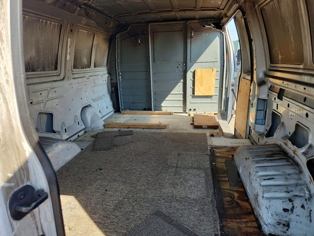 2013 FORD E250 DELIVERY VAN photo 28