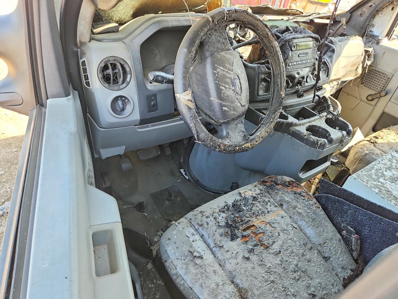 2013 FORD E250 DELIVERY VAN photo 22