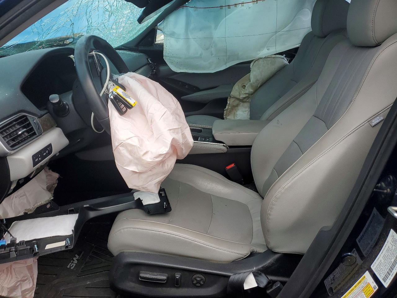 2018 HONDA ACCORD TOURING photo 13
