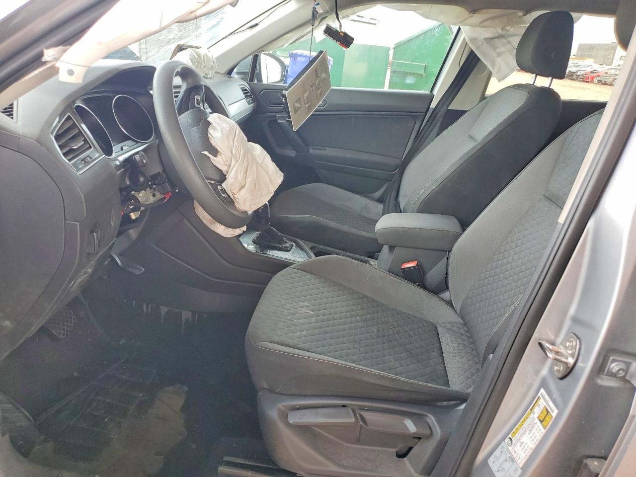 2021 VOLKSWAGEN TIGUAN S photo 7