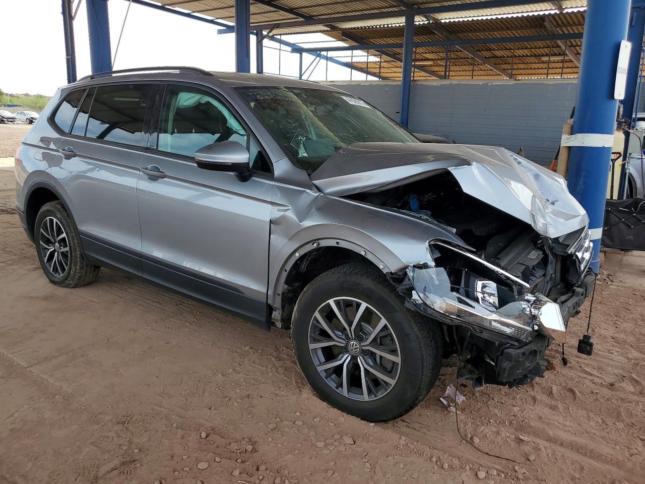 2021 VOLKSWAGEN TIGUAN S photo 4