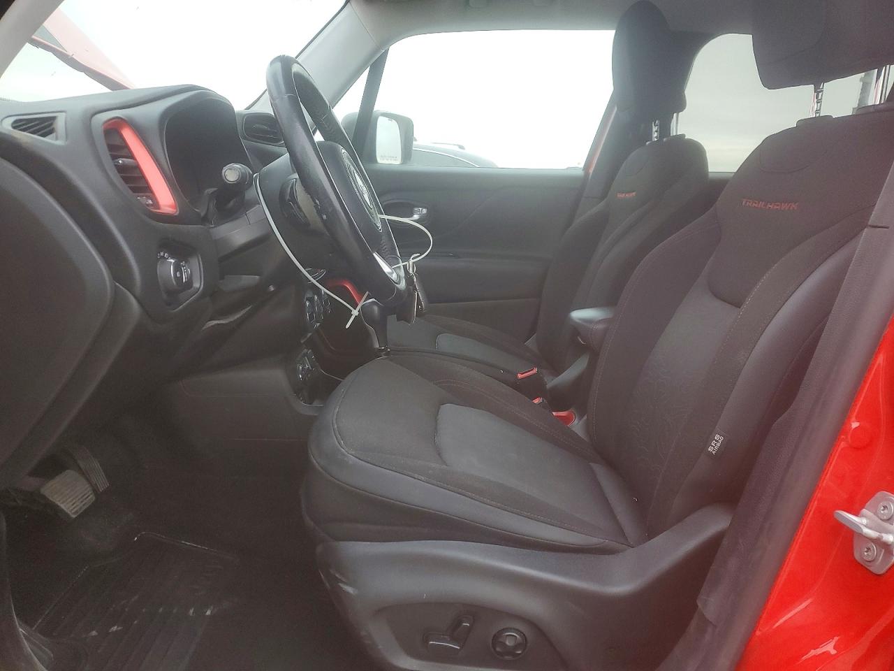 2017 JEEP RENEGADE TRAILHAWK photo 7