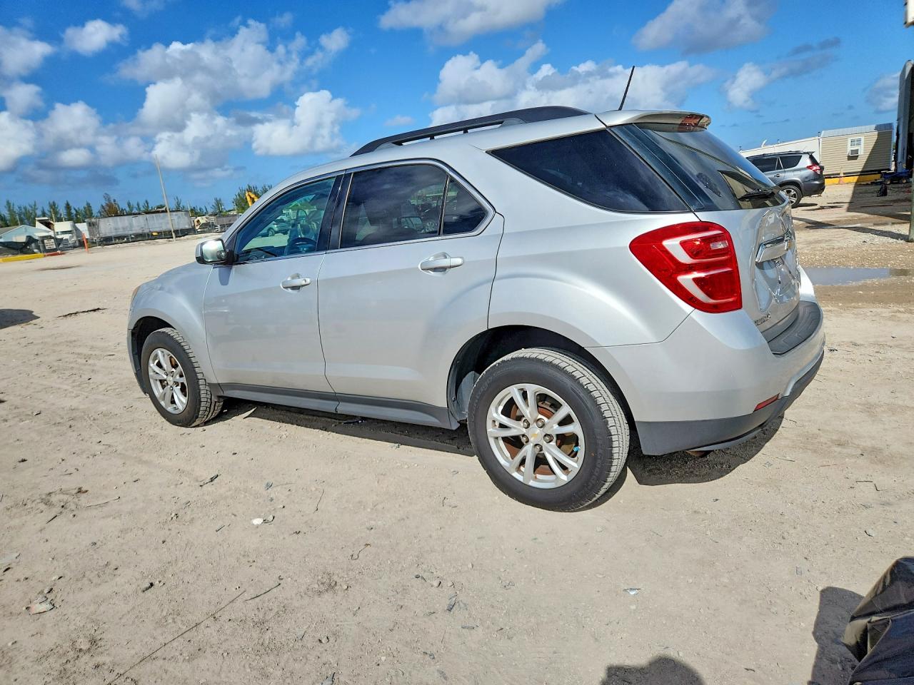2017 CHEVROLET EQUINOX LT photo 4