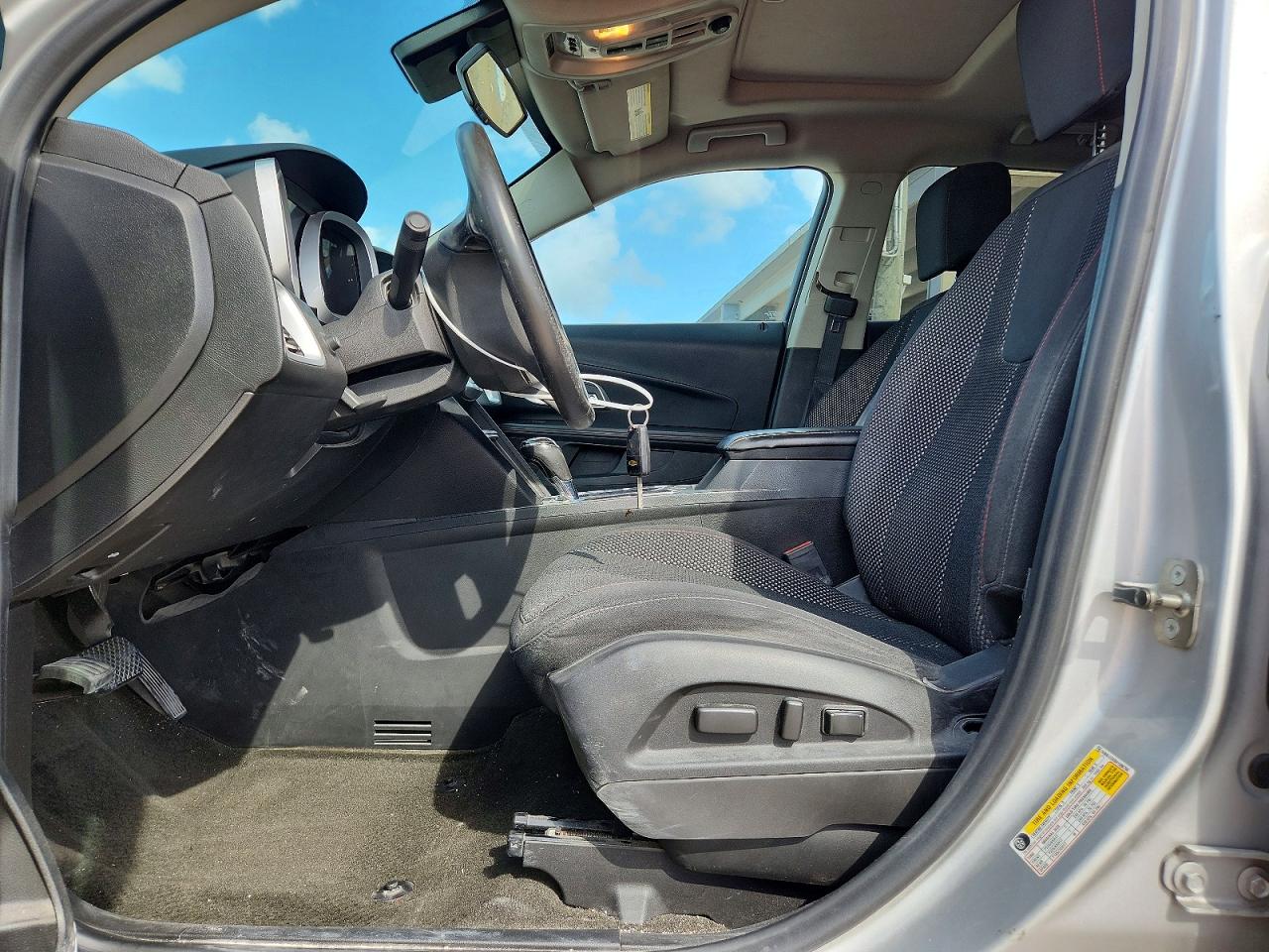 2017 CHEVROLET EQUINOX LT photo 19