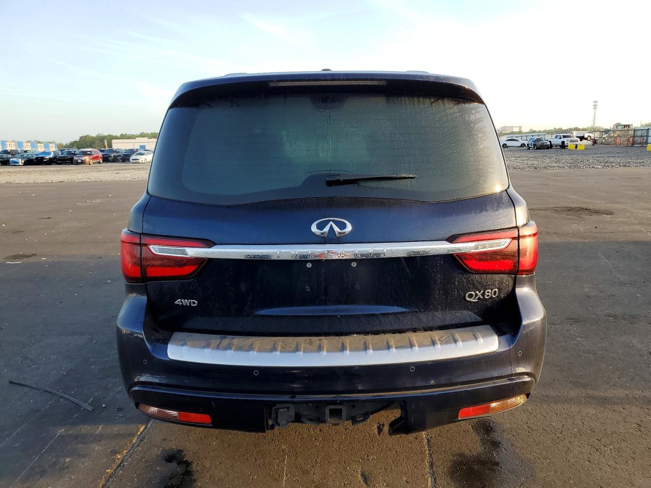 2020 INFINITI QX80 LUXE photo 11