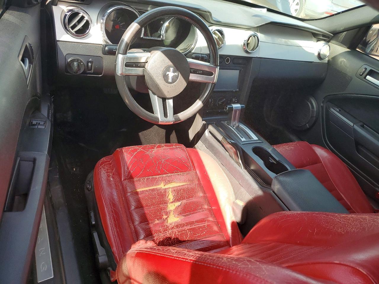 2006 FORD MUSTANG photo 15