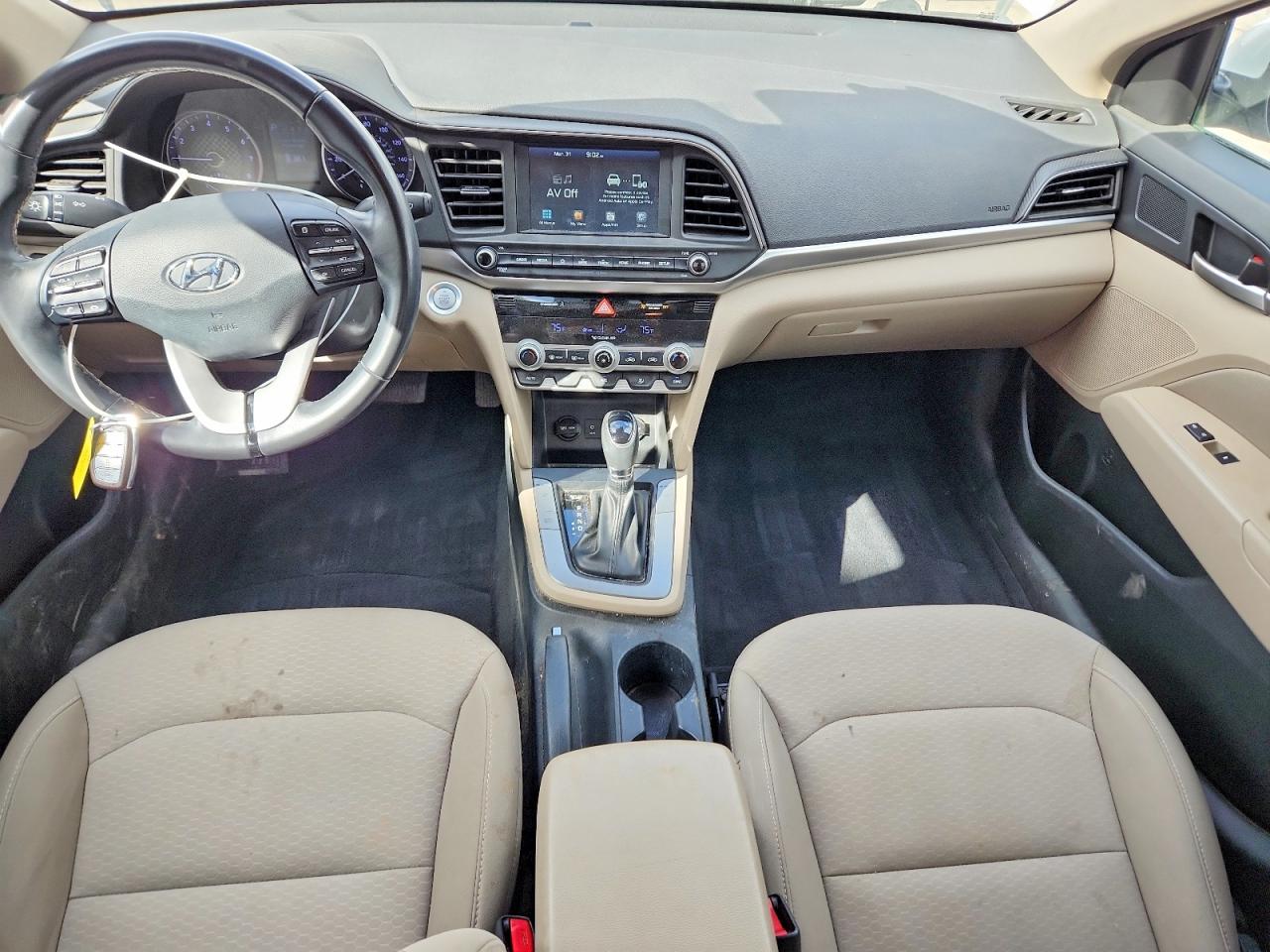 2019 HYUNDAI ELANTRA VALUE EDITION photo 8