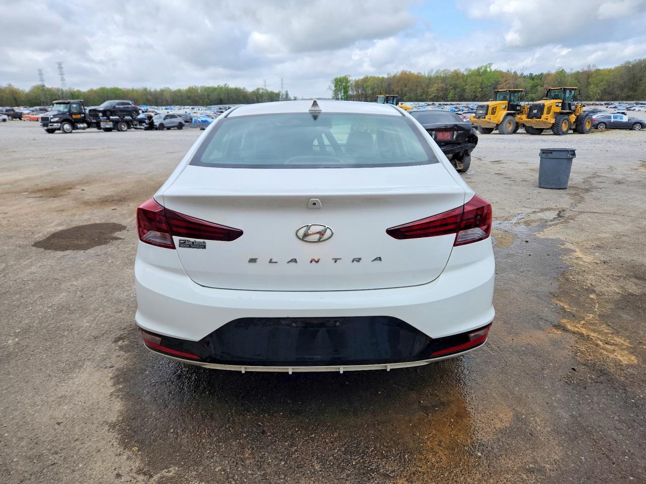 2019 HYUNDAI ELANTRA VALUE EDITION photo 6