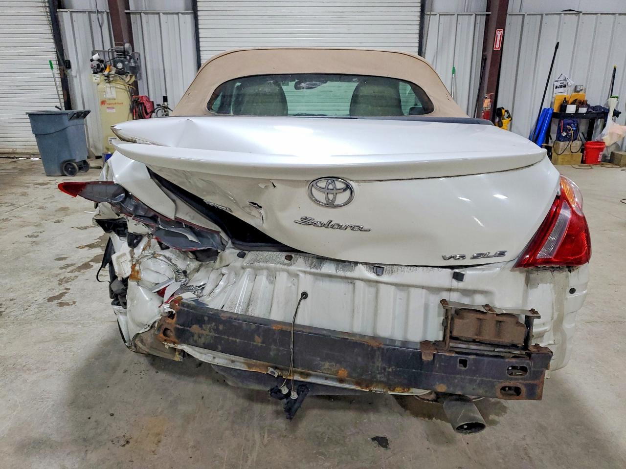 2006 TOYOTA CAMRY SOLARA SLE V6 photo 6