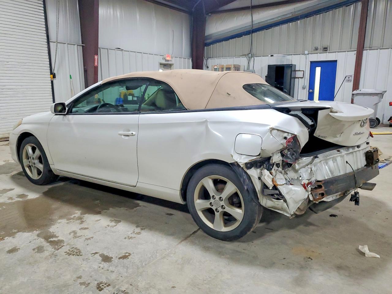 2006 TOYOTA CAMRY SOLARA SLE V6 photo 2