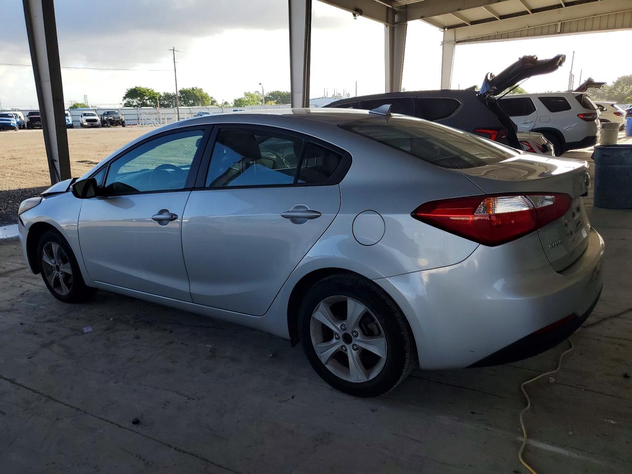 2015 KIA FORTE LX photo 3