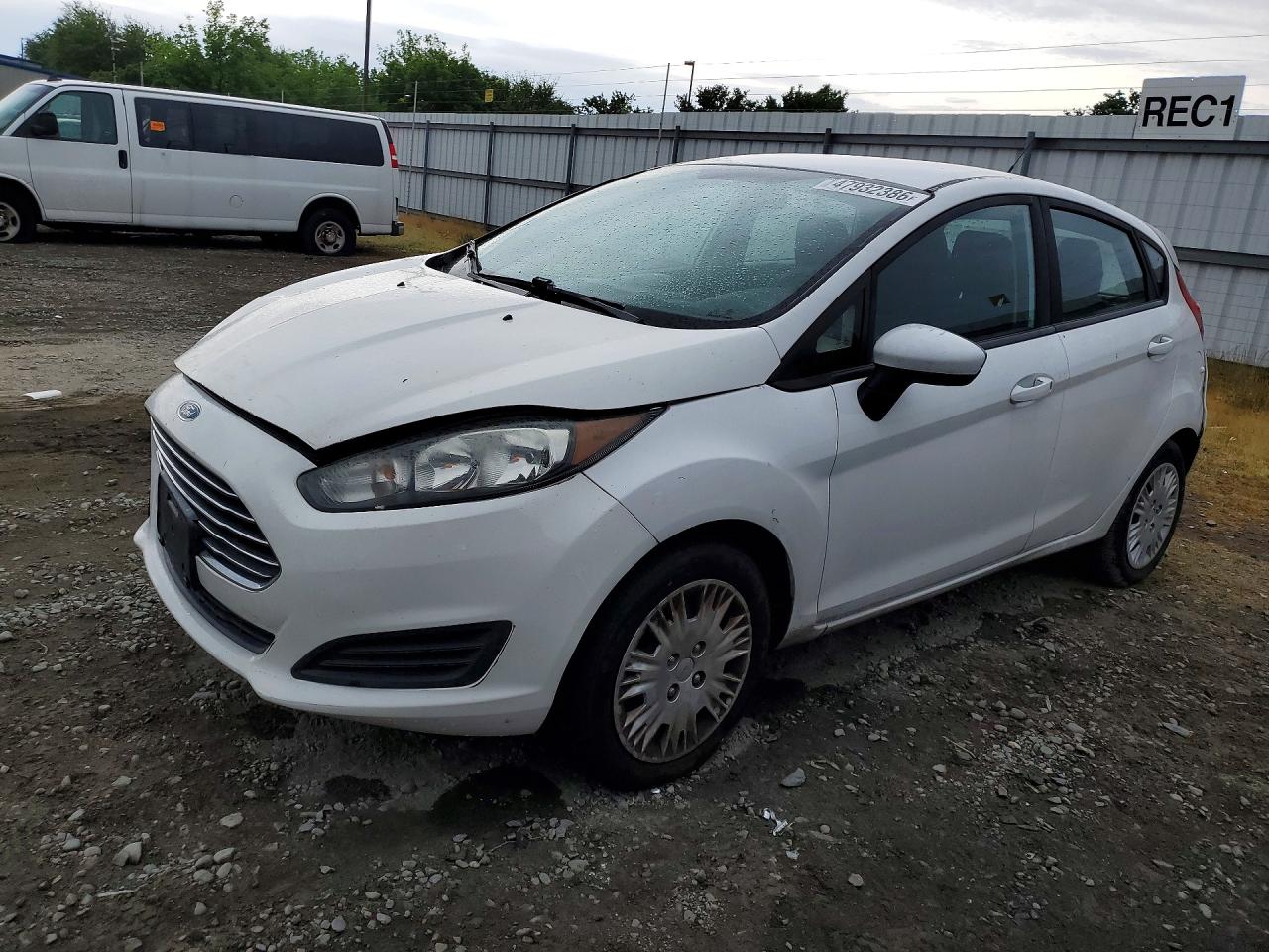 2015 FORD FIESTA
