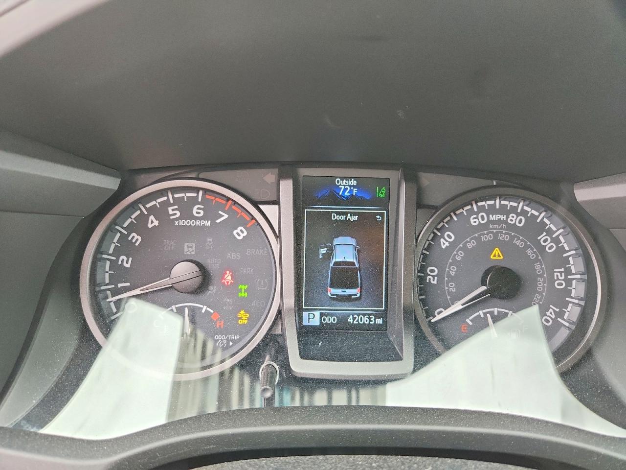 2022 TOYOTA TACOMA TRD OFF-ROAD photo 17