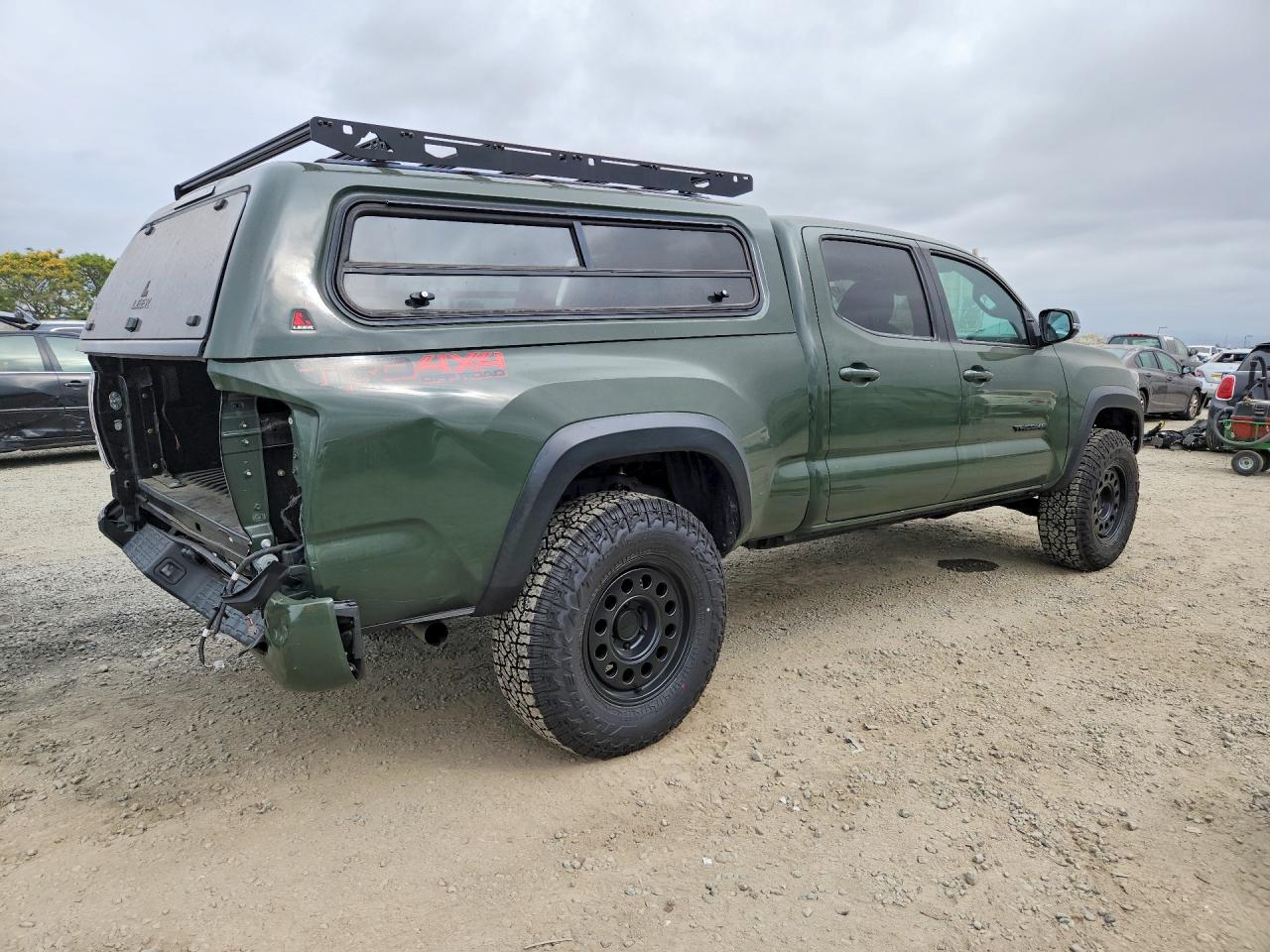 2022 TOYOTA TACOMA TRD OFF-ROAD photo 5
