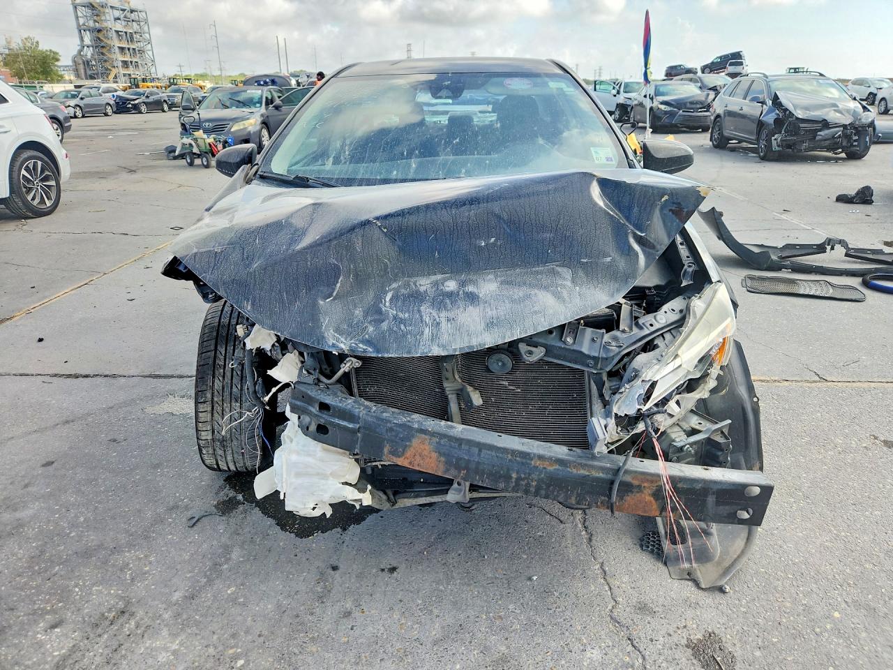 2017 TOYOTA COROLLA LE photo 5