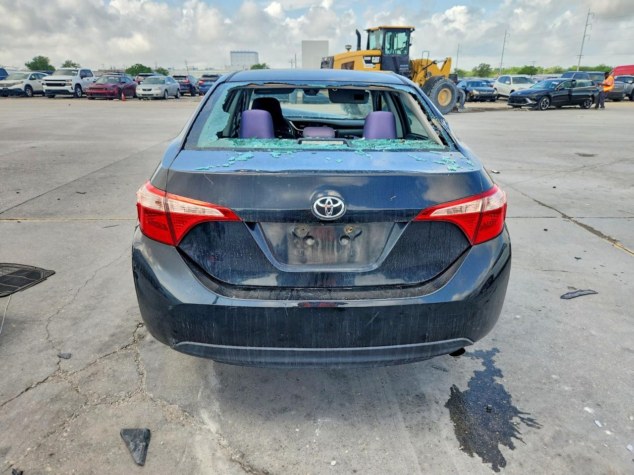 2017 TOYOTA COROLLA LE photo 6