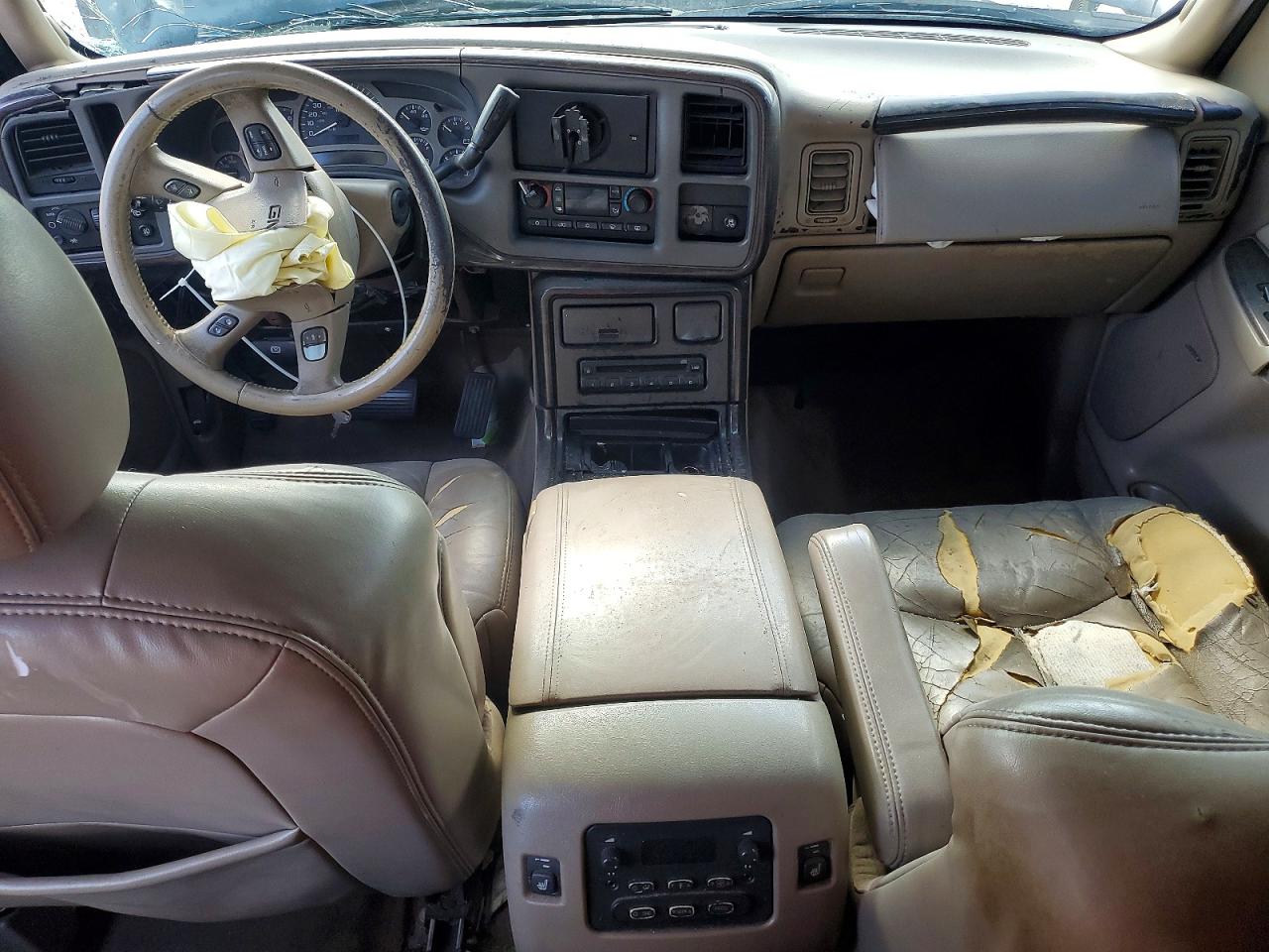 2004 GMC YUKON XL DENALI photo 15