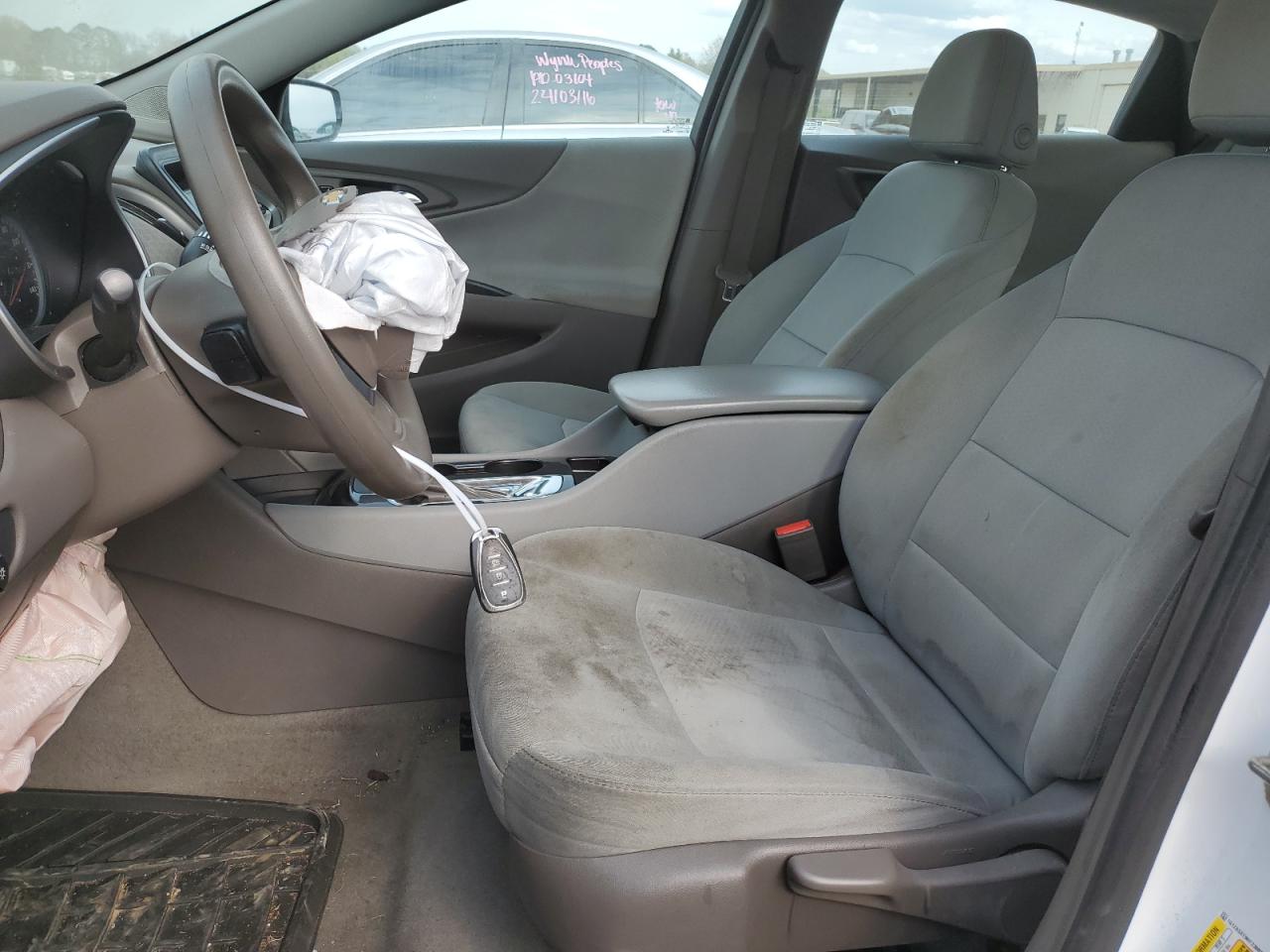 2017 CHEVROLET MALIBU L photo 13