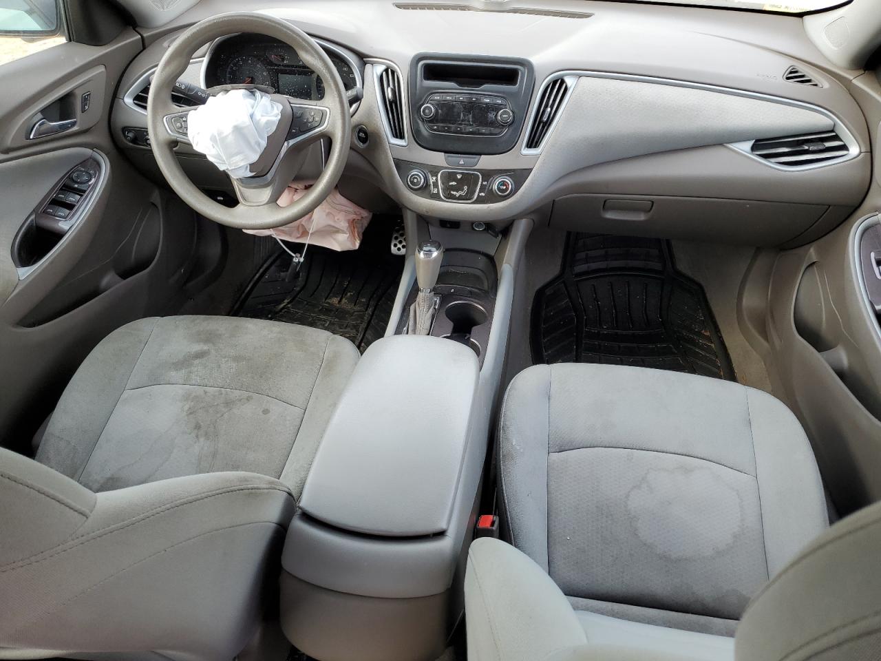 2017 CHEVROLET MALIBU L photo 15