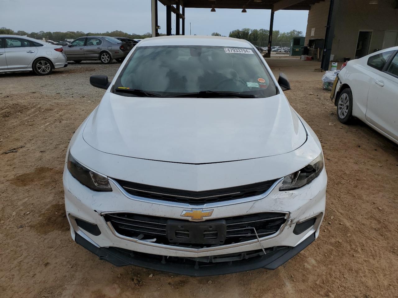 2017 CHEVROLET MALIBU L photo 9