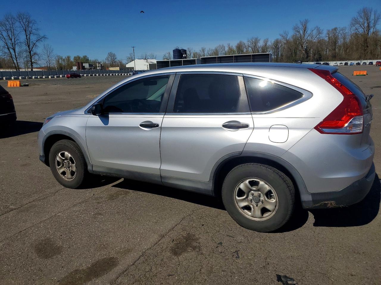 2014 HONDA CR-V LX photo 2