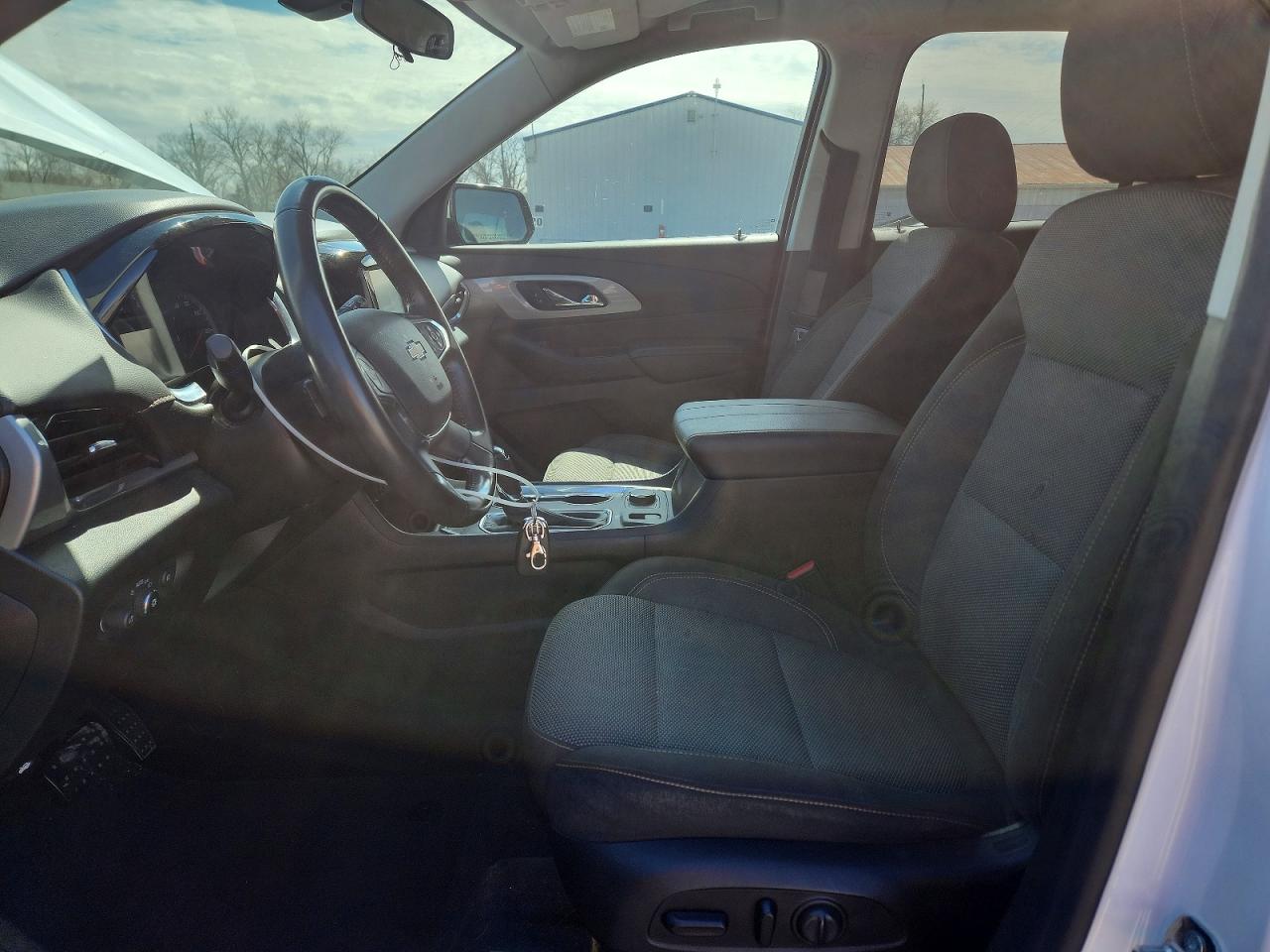 2019 CHEVROLET TRAVERSE LT photo 13