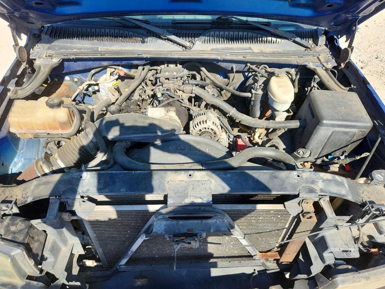 2003 CHEVROLET SILVERADO C1500 photo 11