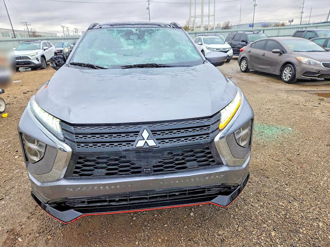 2022 MITSUBISHI ECLIPSE CROSS SE photo 13