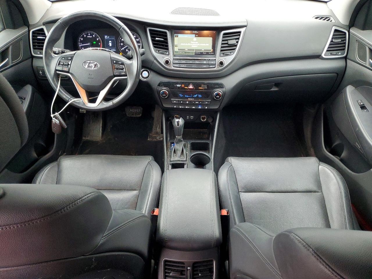 2017 HYUNDAI TUCSON SE PLUS photo 8
