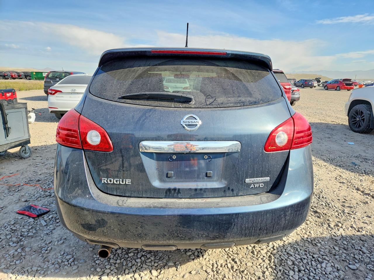 2013 NISSAN ROGUE S photo 11