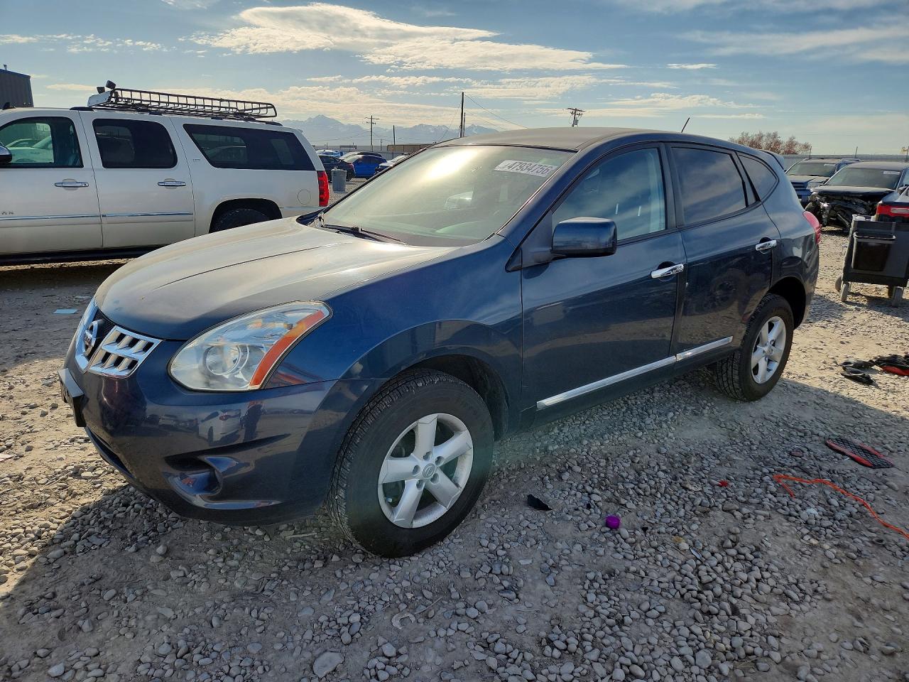 2013 NISSAN ROGUE